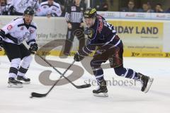 DEL - ERC Ingolstadt - Thomas Sabo Ice Tigers - Brandon Buck (9) auf das Tor