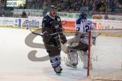DEL - ERC Ingolstadt - Iserlohn Roosters - Martin Davidek (12) ärgert sich, Penalty gegen Goalie Mathias Lange