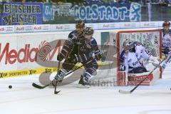 DEL - ERC Ingolstadt - Iserlohn Roosters - knapp am Tor vorne John Laliberte (15)