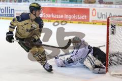 DEL - ERC Ingolstadt - Hamburg Freezers - Tor Penalty durch Brandon Buck (9), Sebastien Caron (HF - 35) keine Chance