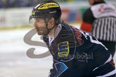 DEL - Eishockey - ERC Ingolstadt - Adler Mannheim - Michel Périard (ERC 6)