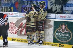 DEL - ERC Ingolstadt - Hamburg Freezers - Ausgelich Tor durch John Laliberte (15) Jubel mit Jared Ross (42)