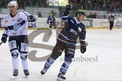 DEL - Eishockey - ERC Ingolstadt - Hamburg Freezers - rechts Christoph Gawlik (ERC 19) trifft zum 6:0 Tor Jubel