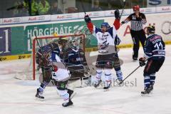 DEL - Eishockey - Finale 2015 - Spiel 6 - ERC Ingolstadt - Adler Mannheim - 1:3 - Andrew Joudrey (MAN 11) mit dem 1:2 Tor Jubel, Torwart Timo Pielmeier (ERC 51) chancenlos