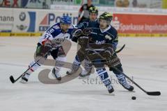 DEL - Play Off - Finale - Spiel 4 ERC Ingolstadt - Adler Mannheim - Petr Taticek (#17 ERC Ingolstadt) - Arendt Ronny (#57) - Foto: Jürgen Meyer