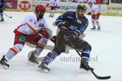 DEL - Eishockey - Playoff - Spiel 3 - ERC Ingolstadt - DEG Düsseldorf - links Belle und rechts Jeffrey Szwez (ERC 10)