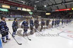 DEL - Eishockey - Finale 2015 - Spiel 6 - ERC Ingolstadt - Adler Mannheim - Nationalhymne, Aufstellung Lauren Francis