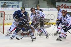 DEL - Eishockey - PlayOff - ERC Ingolstadt - Iserlohn Roosters - 1. Spiel - Christoph Gawlik (ERC 19) sieht Puck am Boden nicht Torwart Lange Mathias (Iserlohn 24) rechts Teubert Colten (Iserlohn 33)