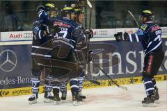 DEL - Eishockey - PlayOff - ERC Ingolstadt - Iserlohn Roosters - 1. Spiel - Tor Jubel durch Patrick Hager (ERC 52) 4:2,