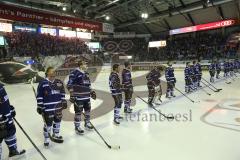 DEL - Eishockey - Finale 2015 - Spiel 2 - ERC Ingolstadt - Adler Mannheim - vor dem Spiel Fans Nationalhymne Panther