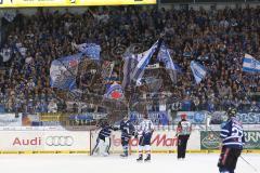DEL - Eishockey - Playoff - Spiel 5 - ERC Ingolstadt - Iserlohn Roosters - Jubel Fahnen Fans