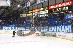 DEL - Eishockey - Finale 2015 - Spiel 2 - ERC Ingolstadt - Adler Mannheim - vor dem Spiel Fans Nationalhymne Panther Spruchband Choreographie Sterne