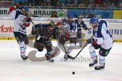DEL - Eishockey - Finale 2015 - Spiel 6 - ERC Ingolstadt - Adler Mannheim - Brendan Brooks (ERC 49) stürmz nach vorne