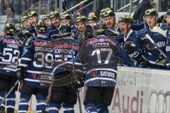 DEL - Eishockey - Finale 2015 - Spiel 2 - ERC Ingolstadt - Adler Mannheim - Tor Jubel Ingolstadt Brandon Buck (ERC 9) Bank