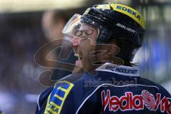 DEL - Eishockey - Playoff - Spiel 5 - ERC Ingolstadt - DEG Düsseldorf - Jean-Francois Boucher (ERC 84)