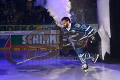 DEL - Eishockey - Finale 2015 - Spiel 2 - ERC Ingolstadt - Adler Mannheim - Dustin Friesen (ERC 14)