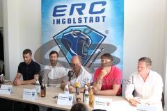 Pressekonferenz - Eishockey-Kompetenzzentrums - Nachwuchsleistungszentrum - von links Neuzugang Stephan Kronthaler, Claus Gröber (Geschäftsführer ERC) Jiri Ehrenberger (Sportdirektor ERC), Martin Ancicka (Sportlicher Leiter EV Regensburg), Christian Donbe