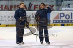 DEL - ERC Ingolstadt - Saison 2014/2015 - Erstes Training in der Saturn Arena - Torwarttrainer Joseph Heiß und Co-Trainer Emanuel Viveiros