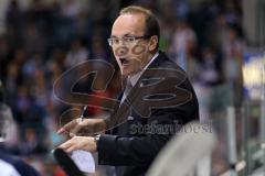 DEL - Vorbereitungsspiel - ERC Ingolstadt - Vienna Capitals - Saison 2014/2015 - Cheftrainer Larry Huras an der Bande treibt sein Team an, Schrei Emotion