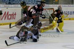 Vorbereitungsspiel - ERC Ingolstadt - Moser Medical Graz99ers - John Laliberte #15 auf dem Eis (weiß ERC Ingolstadt) - Foto: Jürgen Meyer