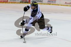 Vorbereitungsspiel - ERC Ingolstadt - Moser Medical Graz99ers - Michel Periard #6 ERC Ingolstadt mit einem Schlagschuss - Foto: Jürgen Meyer