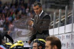 CHL - Champions Hockey League 2015 - ERC Ingolstadt - Braehead Clan - Cheftrainer Emanuel Viveiros (ERC) schimpft
