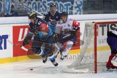 CHL - Champions Hockey League 2015 - ERC Ingolstadt - Braehead Clan - links Tomas Kubalik (ERC 81) im Angriff