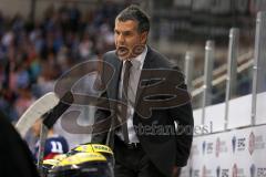 CHL - Champions Hockey League 2015 - ERC Ingolstadt - Braehead Clan - Cheftrainer Emanuel Viveiros (ERC) schreit zu den Spielern