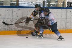 Eishockey - DNL - ERC Ingolstadt - EV Füssen - Christian Semmler weiß ERC Ingolstadt - Meier Tobias schwarz Füssen - Foto: Jürgen Meyer