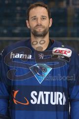 DEL - Eishockey - ERC Ingolstadt - Saison 2015/2016 - Mannschaftsfoto - Portraits - Dustin Friesen (ERC 14)