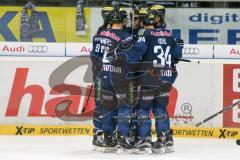 DEL - Eishockey - ERC Ingolstadt - Thomas Sabo Ice Tigers - Saison 2015/2016 - Jubel nach dem 2:0 Führungstreffer von John Laliberte (#15 ERC Ingolstadt) -  - Benedikt Kohl (#34 ERC Ingolstadt) - Foto: Meyer Jürgen