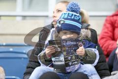 DEL - Eishockey - ERC Ingolstadt - Krefeld Pinguine - Saison 2015/2016 - Fan - Kind - Foto: Meyer Jürgen