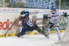 DEL - Eishockey - ERC Ingolstadt - Augsburger Panther - Saison 2015/2016 - Brandon McMillan (ERC Ingolstadt) - Adrian Grygiel (#83 Augsburg)  - Foto: Meyer Jürgen
