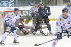 DEL - Eishockey - ERC Ingolstadt - Straubing Tigers - Saison 2015/2016 - Tomas Kubalik (#81 ERC Ingolstadt) - Wörle Tobias (#10 Straubing) - Climie Matthew (#33 Straubing) - Brandl Thomas (#12 Straubing) - Foto: Jürgen Meyer