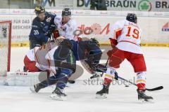 DEL - Eishockey - ERC Ingolstadt - Düsseldorfer EG - Saison 2015/2016 - John Laliberte (#15 ERC Ingolstadt) - Collins Robert (#19 Düsseldorf) -  Foto: Meyer Jürgen