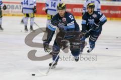 DEL - Eishockey - ERC Ingolstadt - Schwenninger Wild Wings - Saison 2015/2016 - Martin Davidek (#12 ERC Ingolstadt) beim warm machen - Foto: Jürgen Meyer