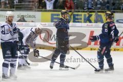 DEL - Eishockey - ERC Ingolstadt - Hamburg Freezers - Saison 2015/2016 - Danny Irmen (#19 ERC Ingolstadt) schiesst den 2:1 Führungstreffer - John Laliberte (#15 ERC Ingolstadt) - Foto: Meyer Jürgen