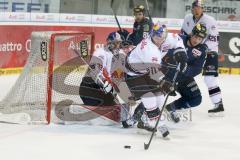 DEL - Eishockey - ERC Ingolstadt - EHC Red Bull München - Alexander Barta (#92 ERC Ingolstadt) - Leggio David (73 München) - Saison 2015/2016 - Foto: Meyer Jürgen