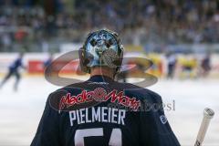 DEL - Eishockey - ERC Ingolstadt - Krefeld Pinguine - Saison 2015/2016 - Timo Pielmeier Torwart (#51 ERC Ingolstadt) - Maske - Torwartmaske - Foto: Meyer Jürgen