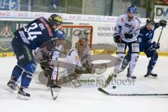 DEL - Eishockey - ERC Ingolstadt - Augsburger Panther - Saison 2015/2016 - Benedikt Kohl (#34 ERC Ingolstadt) - Ben Meisner Torwart (#30 Augsburg)  - Foto: Meyer Jürgen