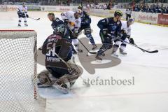 DEL - Eishockey - ERC Ingolstadt - EHC Red Bull München - Saison 2015/2016 - Timo Pielmeier Torwart (#51 ERC Ingolstadt) - Alexander Barta (#92 ERC Ingolstadt) - Brian Lebler (#7 ERC Ingolstadt) - Christensen Mads (#12 München) - : Jürgen Meyer