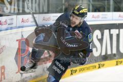 DEL - Eishockey - ERC Ingolstadt - EHC Red Bull München - David Elsner (#61 ERC Ingolstadt) mit dem 1:1 Ausgleichstreffer - jubel - Saison 2015/2016 - Foto: Meyer Jürgen