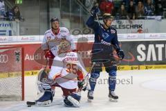 DEL - Eishockey - ERC Ingolstadt - Düsseldorfer EG DEG -  Torwart Mathias Niederberger (DEG 35) und rechts Tomas Kubalik (ERC 81) zieht ab und trifft zum 2:3 Tor Jubel