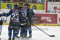 DEL - Eishockey - ERC Ingolstadt - Eisbären Berlin - Saison 2015/2016 - Salcido Brian (#22 ERC Ingolstadt) - Thomas Pielmeier (#50 ERC Ingolstadt)  mit dem 1:0 Führungstreffer - Jubel - Foto: Meyer Jürgen