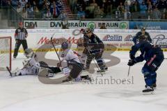 DEL - Eishockey - ERC Ingolstadt - Adler Mannheim - Saison 2015/2016 - Thomas Greilinger (#39 ERC Ingolstadt) - Endras Denis (#44 Mannheim) - Brian Lebler (#7 ERC Ingolstadt) - Foto: Jürgen Meyer