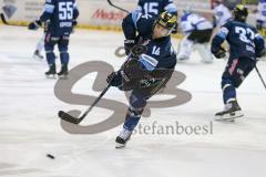DEL - Eishockey - ERC Ingolstadt - Schwenninger Wild Wings - Saison 2015/2016 - Dustin Friesen (#14 ERC Ingolstadt) beim warm machen - Foto: Jürgen Meyer