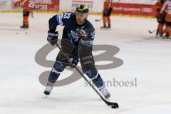 DEL - Eishockey - ERC Ingolstadt - Grizzlys Wolfsburg - Saison 2015/2016 - Björn Barta (#33 ERC Ingolstadt) beim warm machen - Foto: Jürgen Meyer