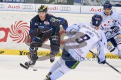 DEL - Eishockey - ERC Ingolstadt - Straubing Tigers - Saison 2015/2016 - Patrick McNeill (#2 ERC Ingolstadt) - Foto: Jürgen Meyer