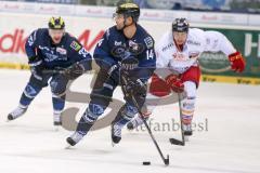 DEL - Eishockey - ERC Ingolstadt - Düsseldorfer EG - Saison 2015/2016 - Dustin Friesen (#14 ERC Ingolstadt) - Foto: Jürgen Meyer