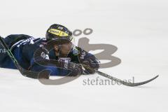 DEL - Eishockey - ERC Ingolstadt - Krefeld Pinguine - Saison 2015/2016 - Jared Ross (#42 ERC Ingolstadt) mit dem 2.0 Führungstreffer  - Foto: Meyer Jürgen